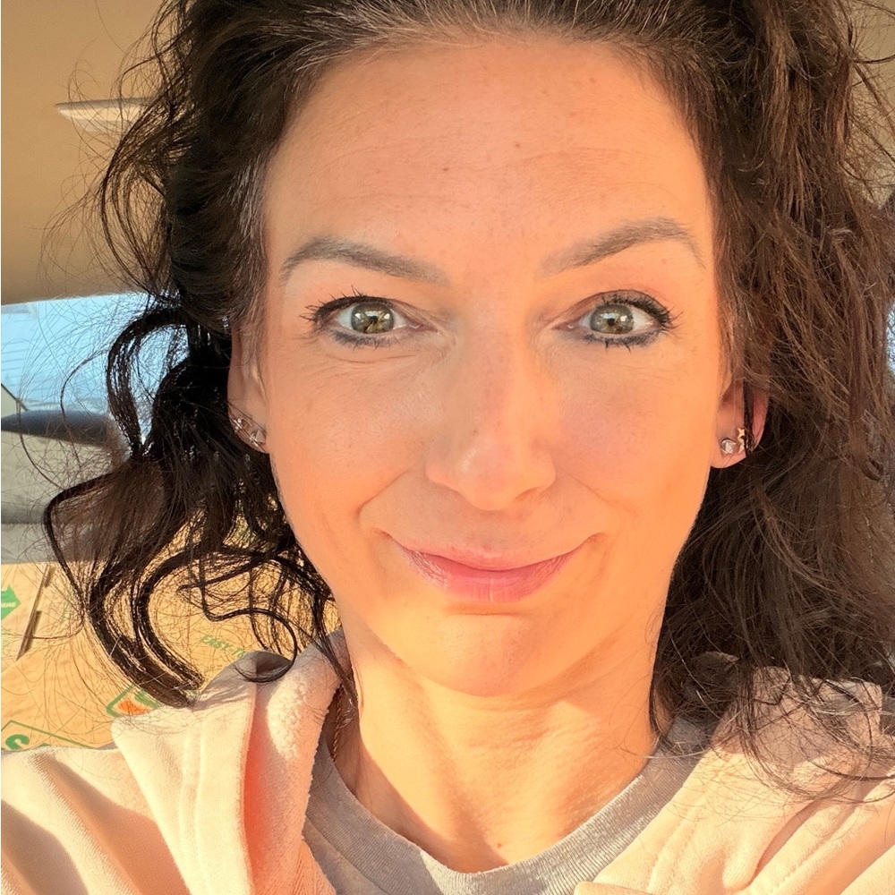 Meet your Posher, Denena